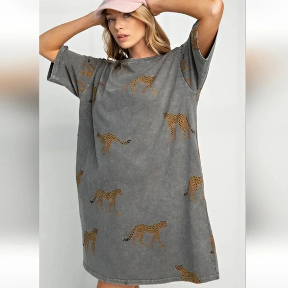 New! Easel Cheetah Print Mineral Washed T-Shirt Dress Plus - Picture 4 of 4